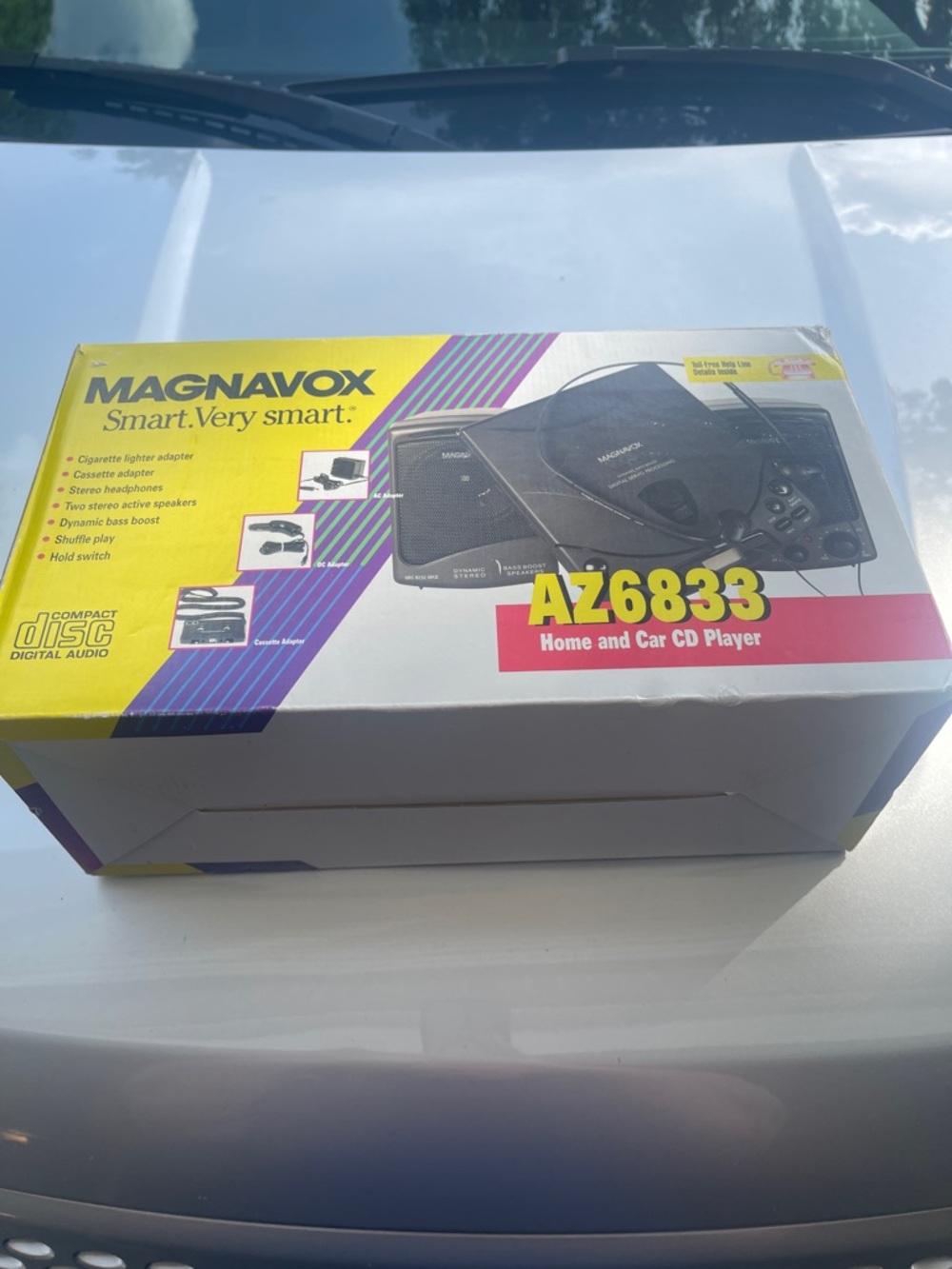 Magnavox AZ6833 Home and Car CD Player - Yellow/White Box